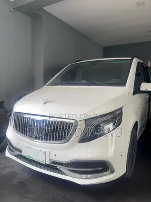 Mercedes-Benz V-Class 2015 White