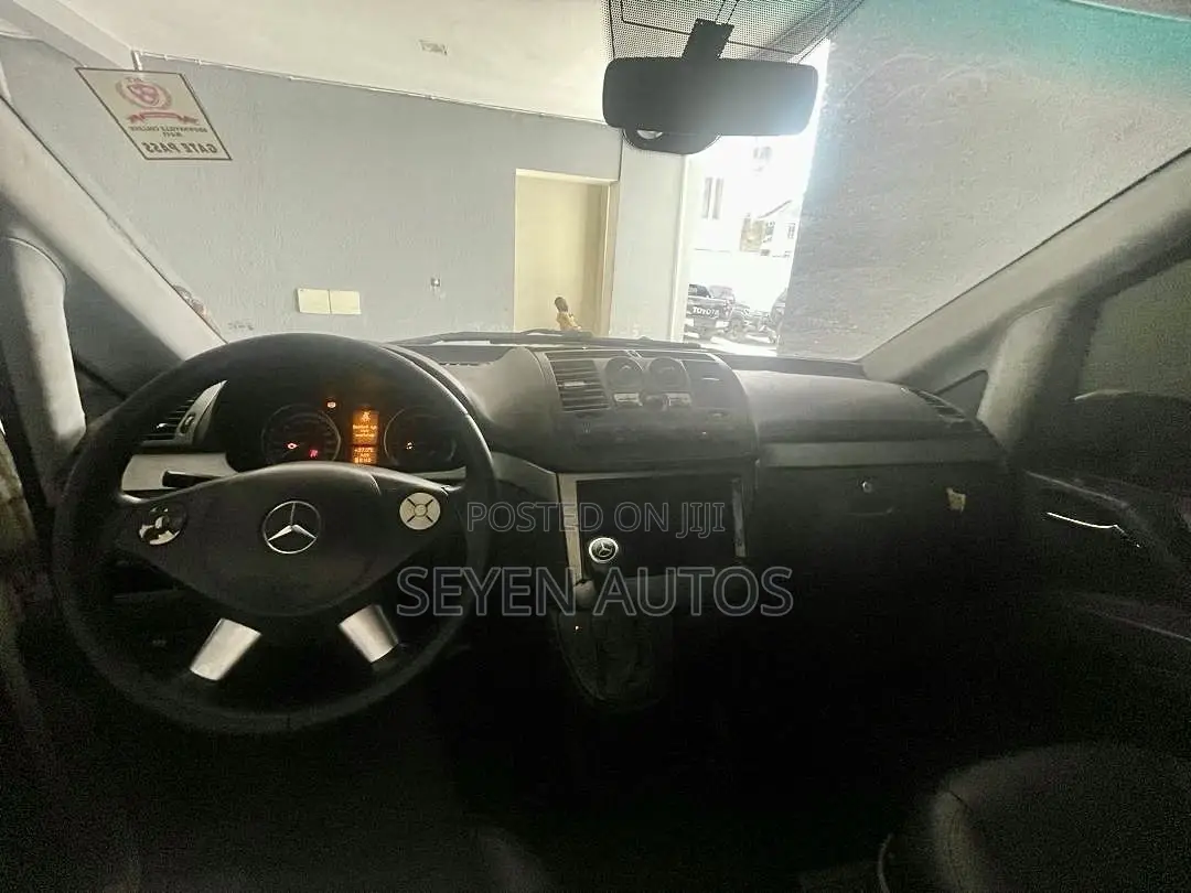 Mercedes-Benz V-Class 2015 White