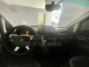 Mercedes-Benz V-Class 2015 White