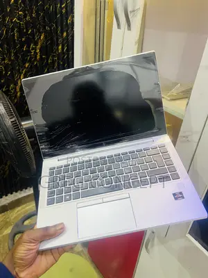 Laptop HP EliteBook 845 G8 16GB AMD Ryzen 5 SSD 256GB
