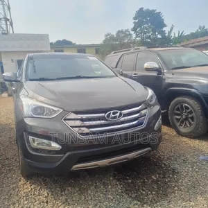 Hyundai Santa Fe Limited 4dr SUV AWD (3.3L 6cyl 6A) 2014 Brown
