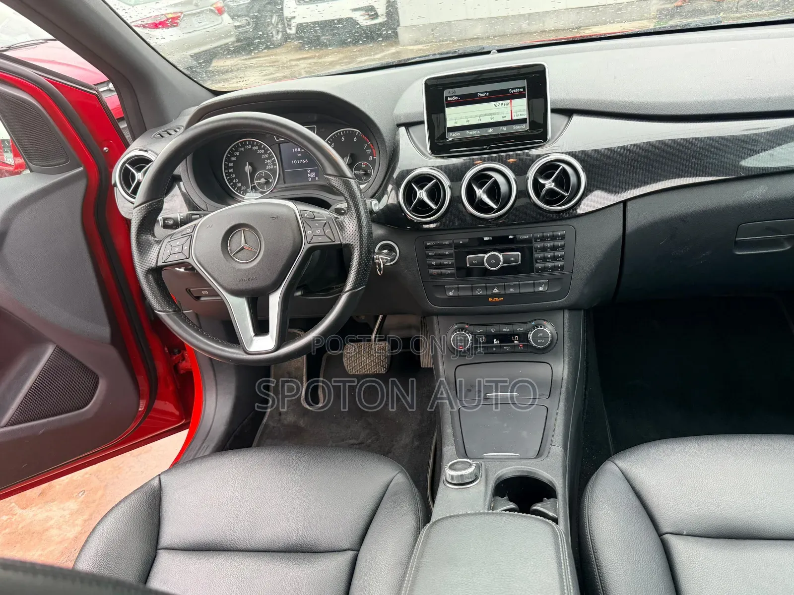Mercedes-Benz B-Class B250 Petrol 2014 Red