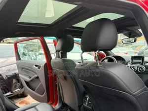 Mercedes-Benz B-Class B250 Petrol 2014 Red