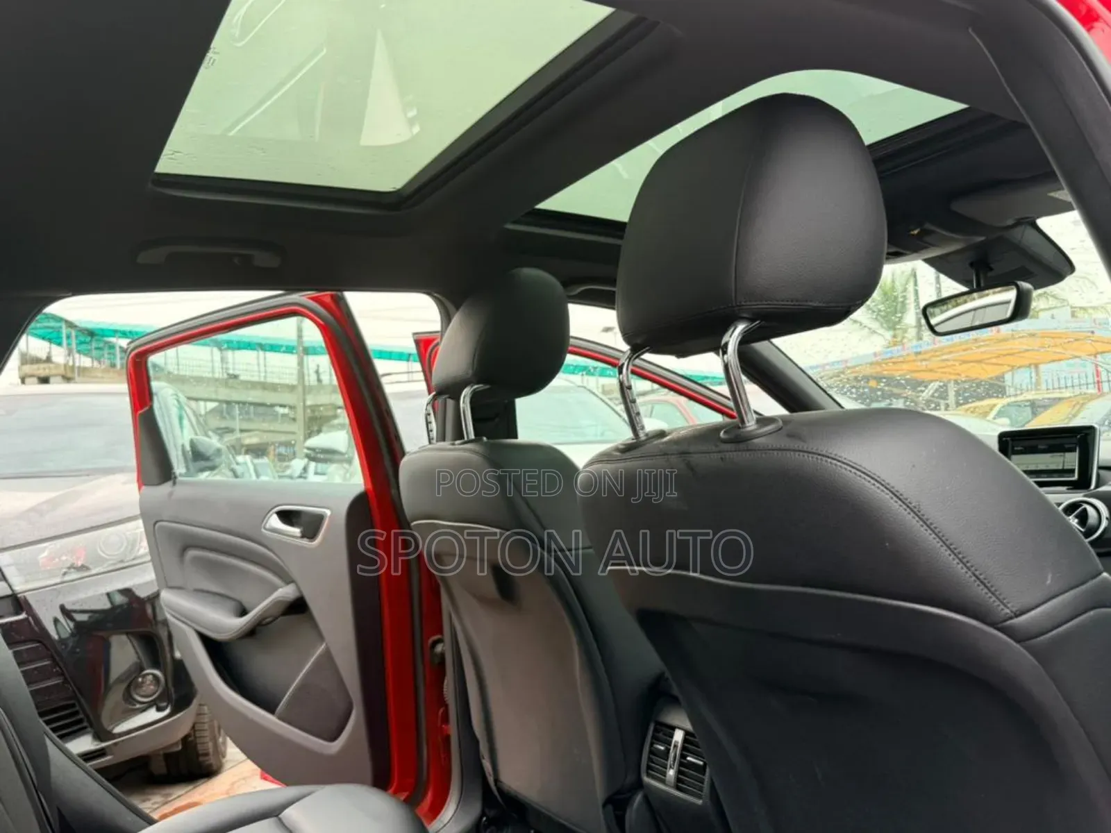 Mercedes-Benz B-Class B250 Petrol 2014 Red