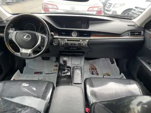 Lexus ES 350 FWD 2013 Black