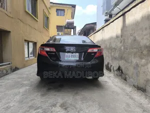 Toyota Camry SE 4dr Sedan (2.5L 4cyl 6A) 2013 Black