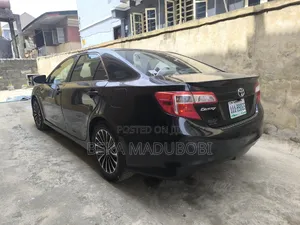 Toyota Camry SE 4dr Sedan (2.5L 4cyl 6A) 2013 Black