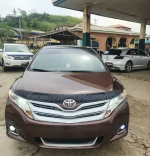 Toyota Venza V6 2011 Brown