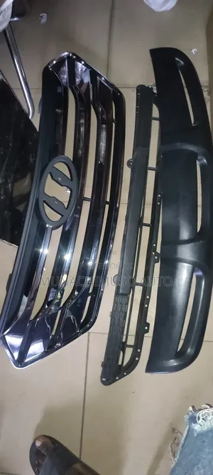 Front Grill Santafe 2013 Model
