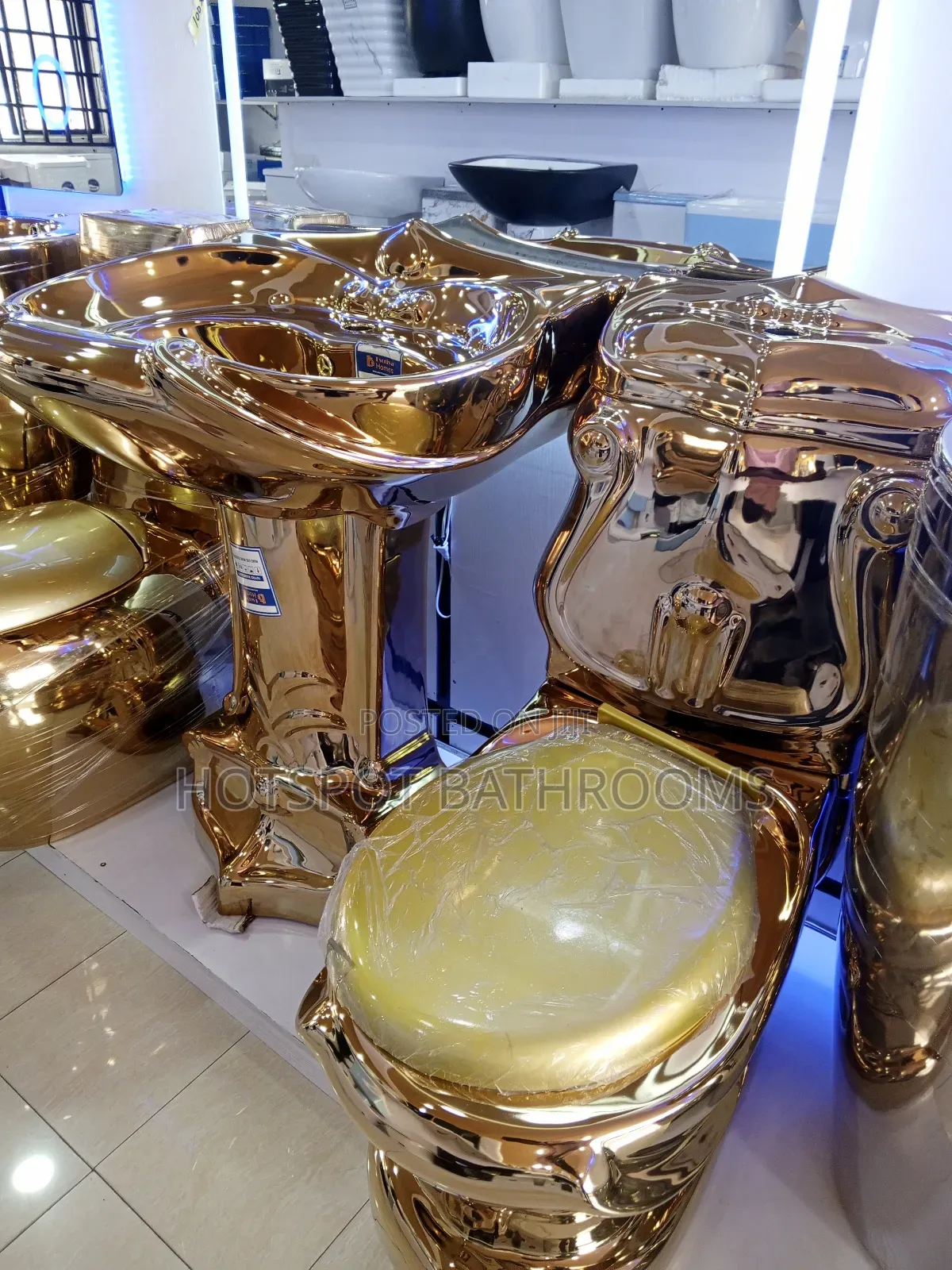 Executive Gold-Plated Sink Wc Combo