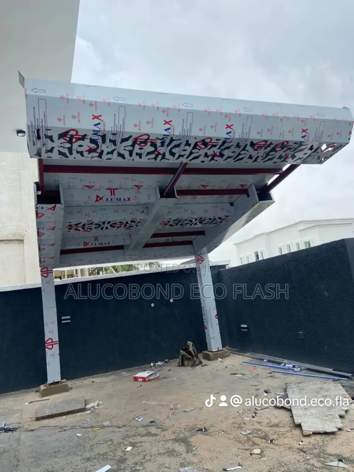 Alucobond Modernized Car And Rest Ports