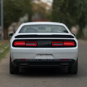 Dodge Challenger 2018 White