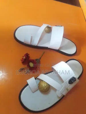 Afeo Footwear