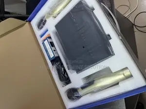 Microphone Ut-883 Wireless Microphone System.