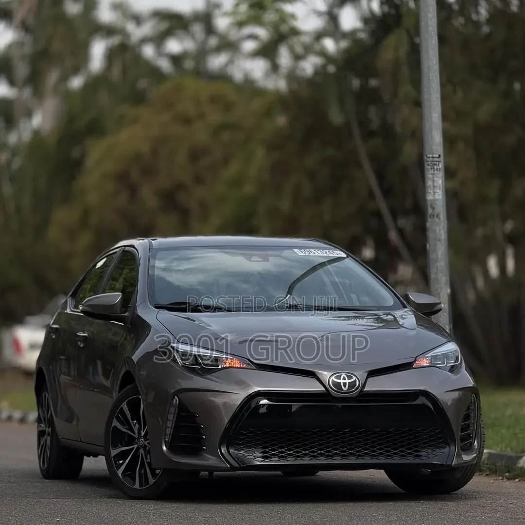 Toyota Corolla 2018 Gray