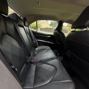 Toyota Camry 2018 Gray