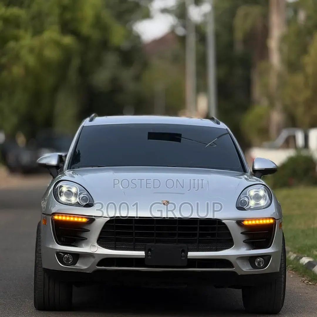 Porsche Macan 2017 Silver