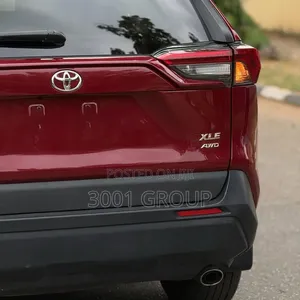 Toyota RAV4 XLE 2021 Maroon
