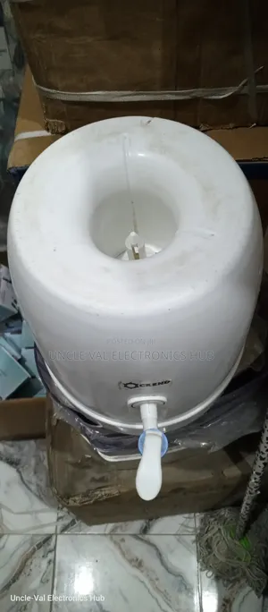 Mini Manual Water Dispenser.
