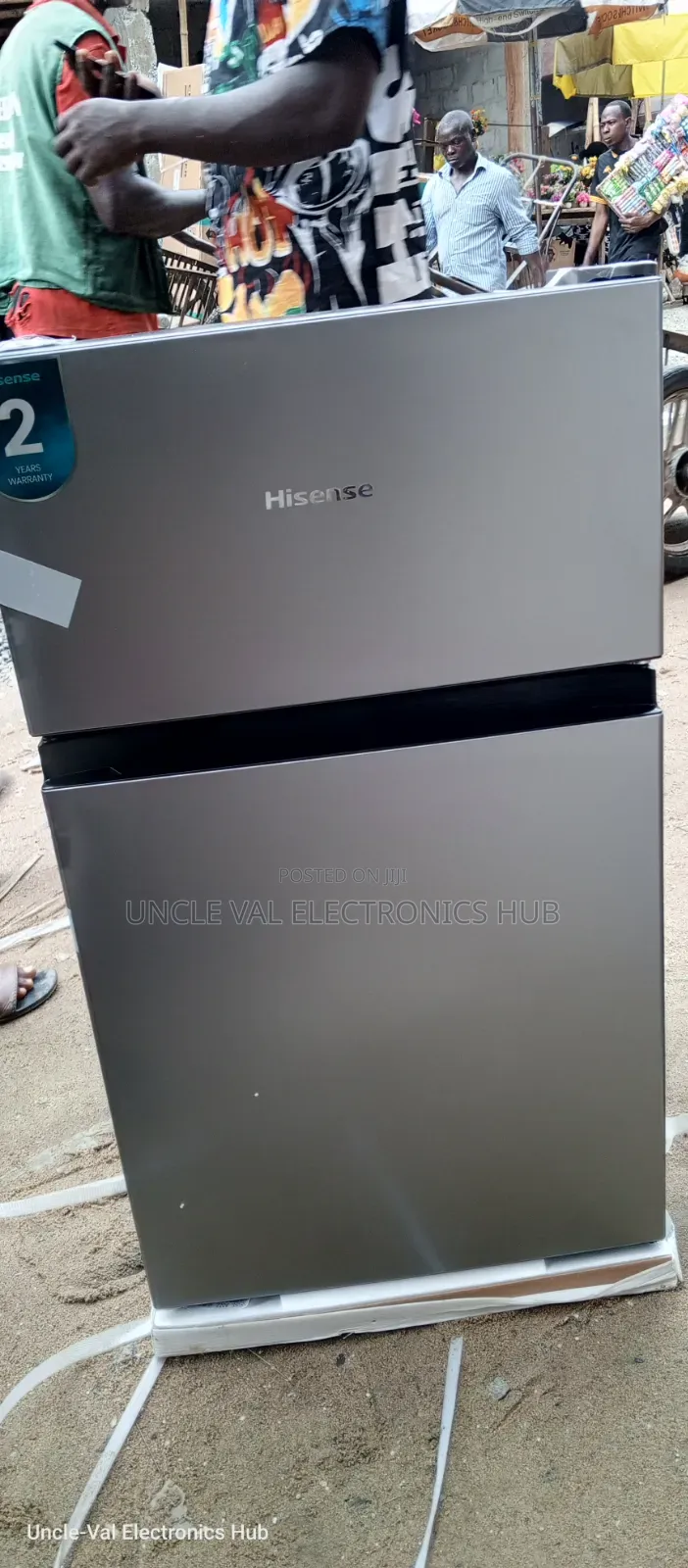 Hisense D/Door Table-Top Fridge