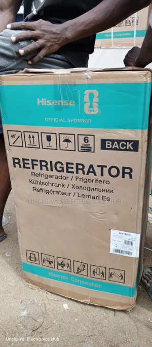 Hisense D/Door Table-Top Fridge