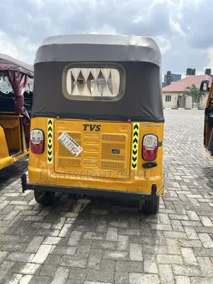 TVS King Deluxe Plus iTouch Start 2024 Yellow