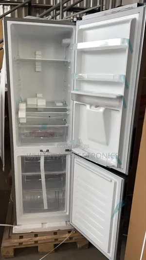 Barossq Refrigrator 290 L Double Door With Water Dispenser >3 Yrs