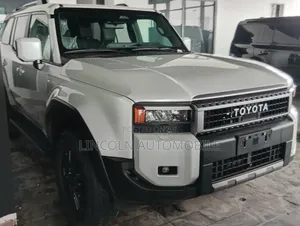 Toyota Land Cruiser Prado GX 2026 White