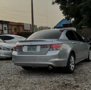 Honda Accord 2010 Silver