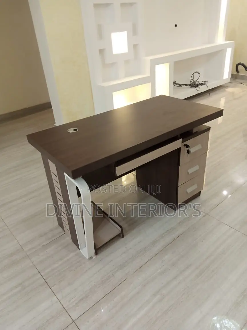 Office Tables With Drawers 1.4meters