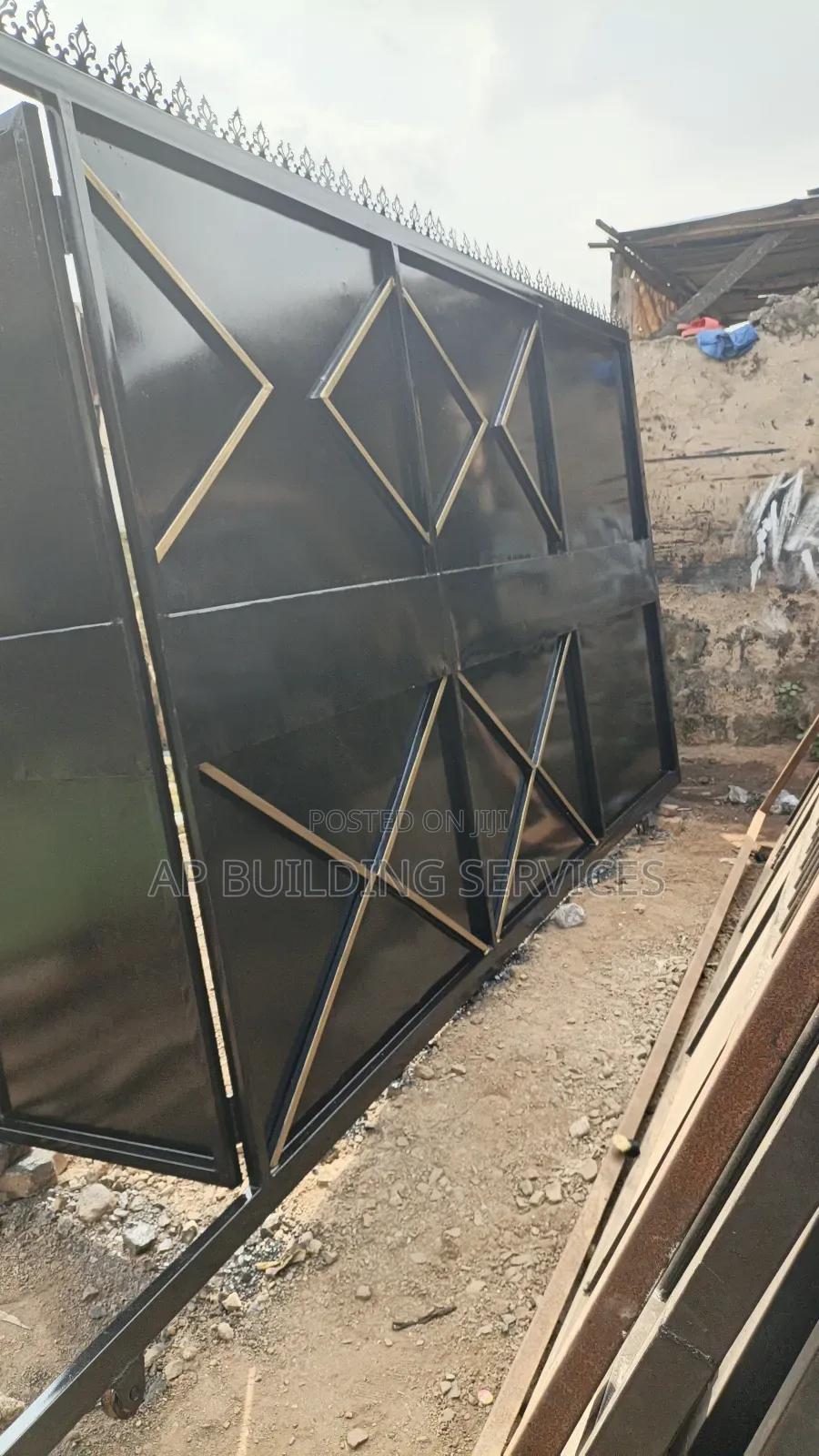 14 Ft Gate