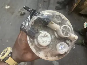 Fuel Pump Avensis
