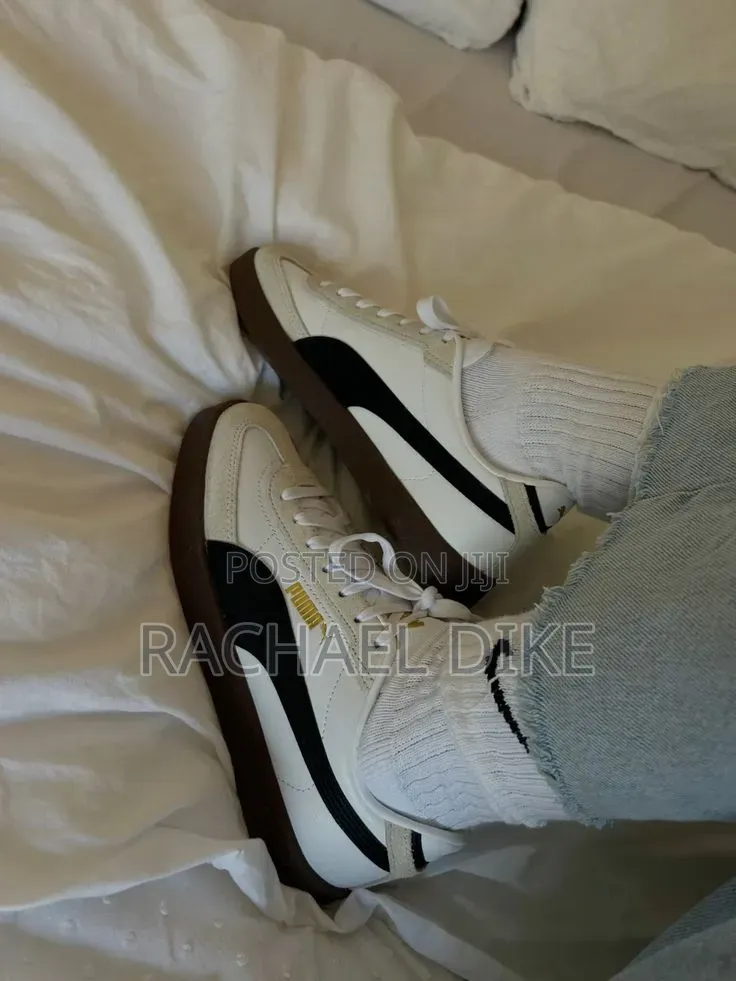 High Quality Puma Sneakers