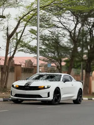 Chevrolet Camaro 2020 White