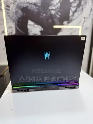 Laptop Acer Predator Helios 18 PH18-71 32GB Intel Core i9 SSD 1.5T