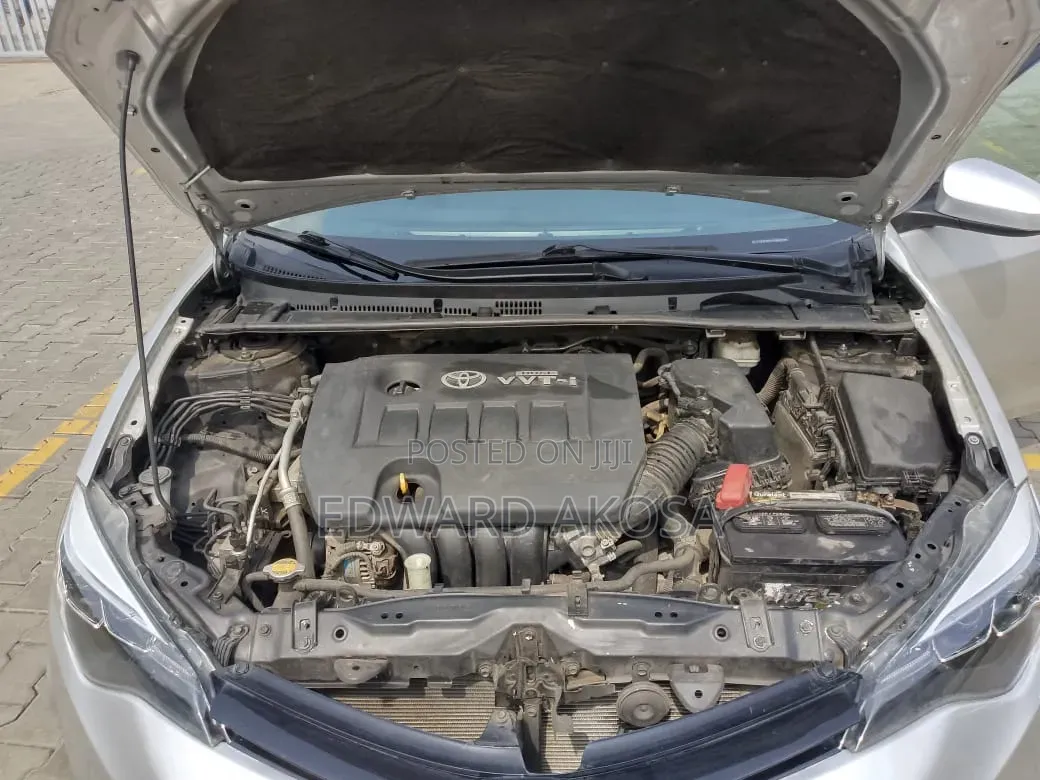 Toyota Corolla 2015 Gray