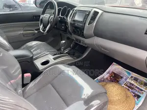 Toyota Tacoma TRD PRO V6 4dr Access Cab 4WD 6.1 ft. SB (4.0L 6cyl 6M)