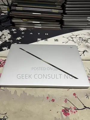 Laptop Asus ROG Zephyrus G14 32GB AMD Ryzen 9 SSD 1T