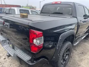Toyota Tundra 2018 Black