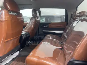 Toyota Tundra 2018 Black