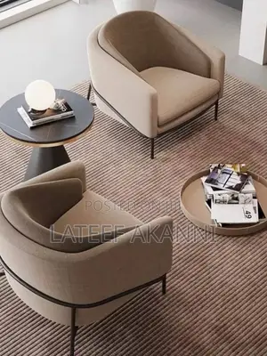 Soft Curve Accent Chair With Table
