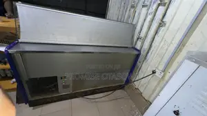 Fairly Used Cake Display Fridge