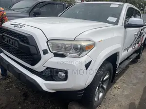 Toyota Tacoma TRD Off Road 2018 White
