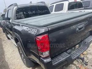 Toyota Tacoma TRD Off Road 2018 Black