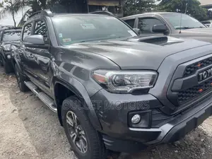 Toyota Tacoma TRD Off Road 2018 Black