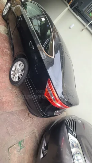 Toyota Avalon XLE Sedar FWD (3.5L 6cyl 6A) 2013 Black