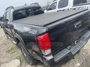 Toyota Tacoma TRD Sport 2019 Gray