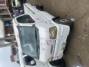Suzuki Every 2010 White