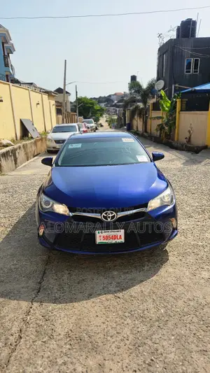 Toyota Camry SE 4dr Sedan (2.5L 4cyl 6A) 2016 Blue