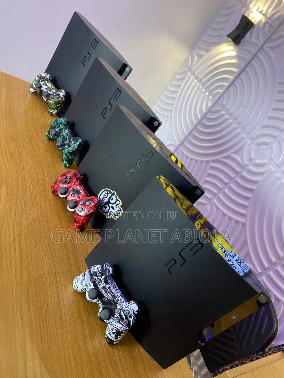 Slim Ps3 With 8 Games